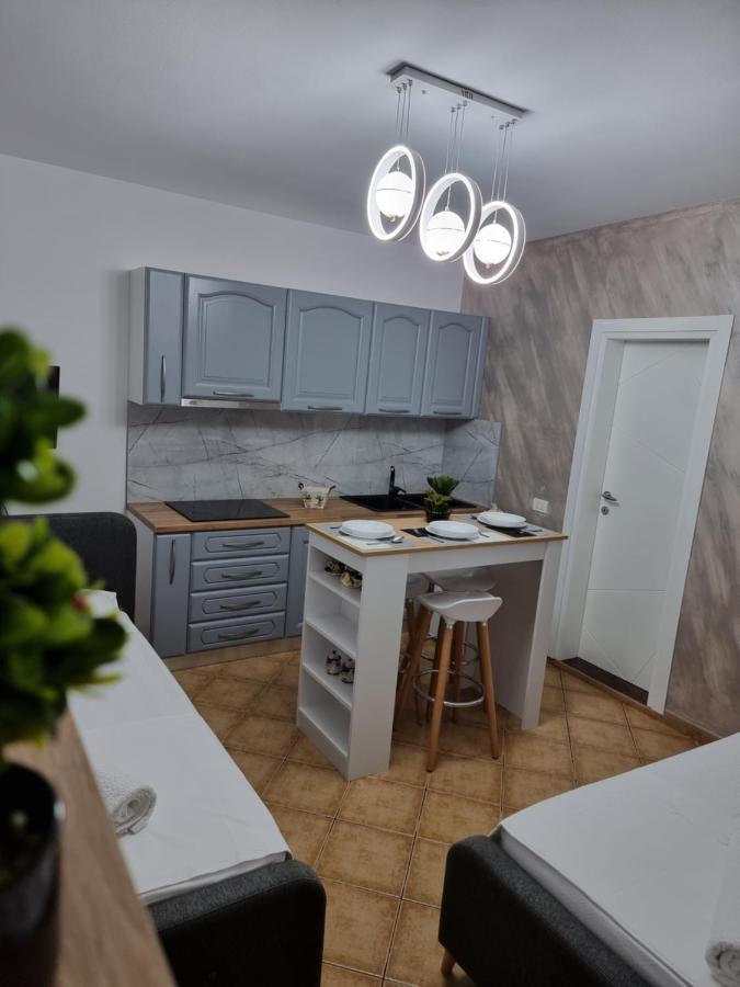 Ferienwohnung Studio Vlora Exterior foto